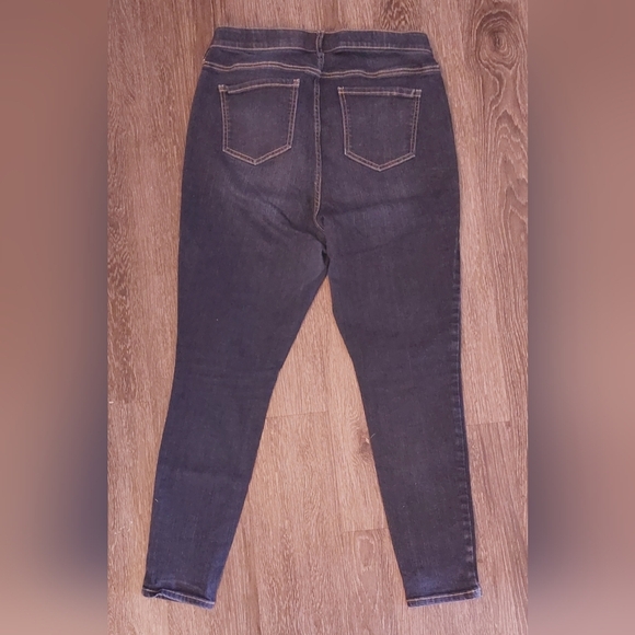 Torrid Premium Dark Wash Skinny Jeans Size 14R Stretch Jeggings Denim Casual - Picture 5 of 10